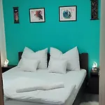 Apartament Lux Apartmanhaz *