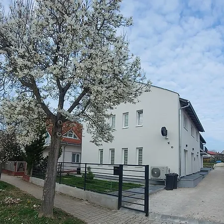Lux Apartmanhaz * Hévíz