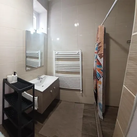 Lux Apartmanhaz Apartment