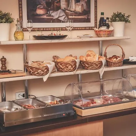 Lux Apartmanhaz * Hévíz