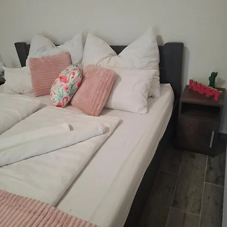 Lux Apartmanhaz דירה