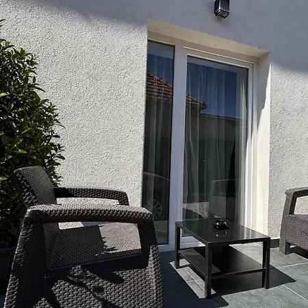 Lux Apartmanhaz Hévíz